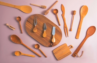 KITCHEN WARE